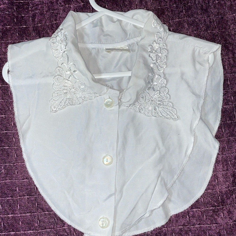 Success small ladies white color business casual small white part of top